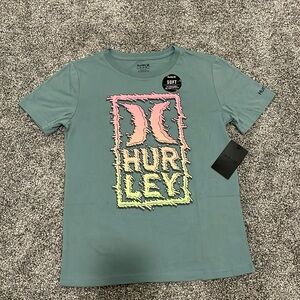 NEW! HURLEY T-SHIRT. SIZE MEDIUM (10-12 YRS). BOYS.